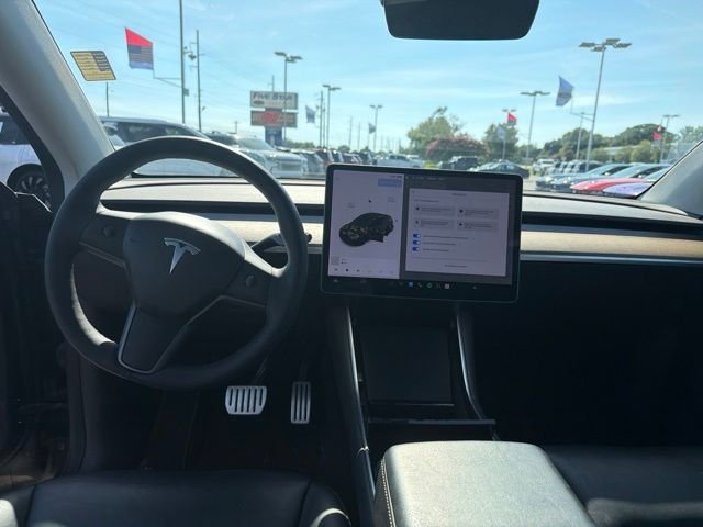 Used 2021 SELECT Tesla Performance image 12