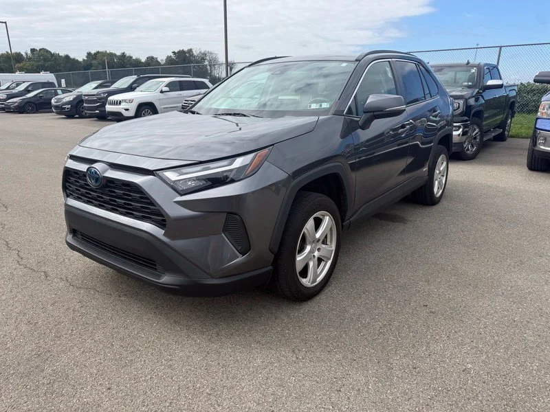Used 2022 Gray Toyota XLE image 2