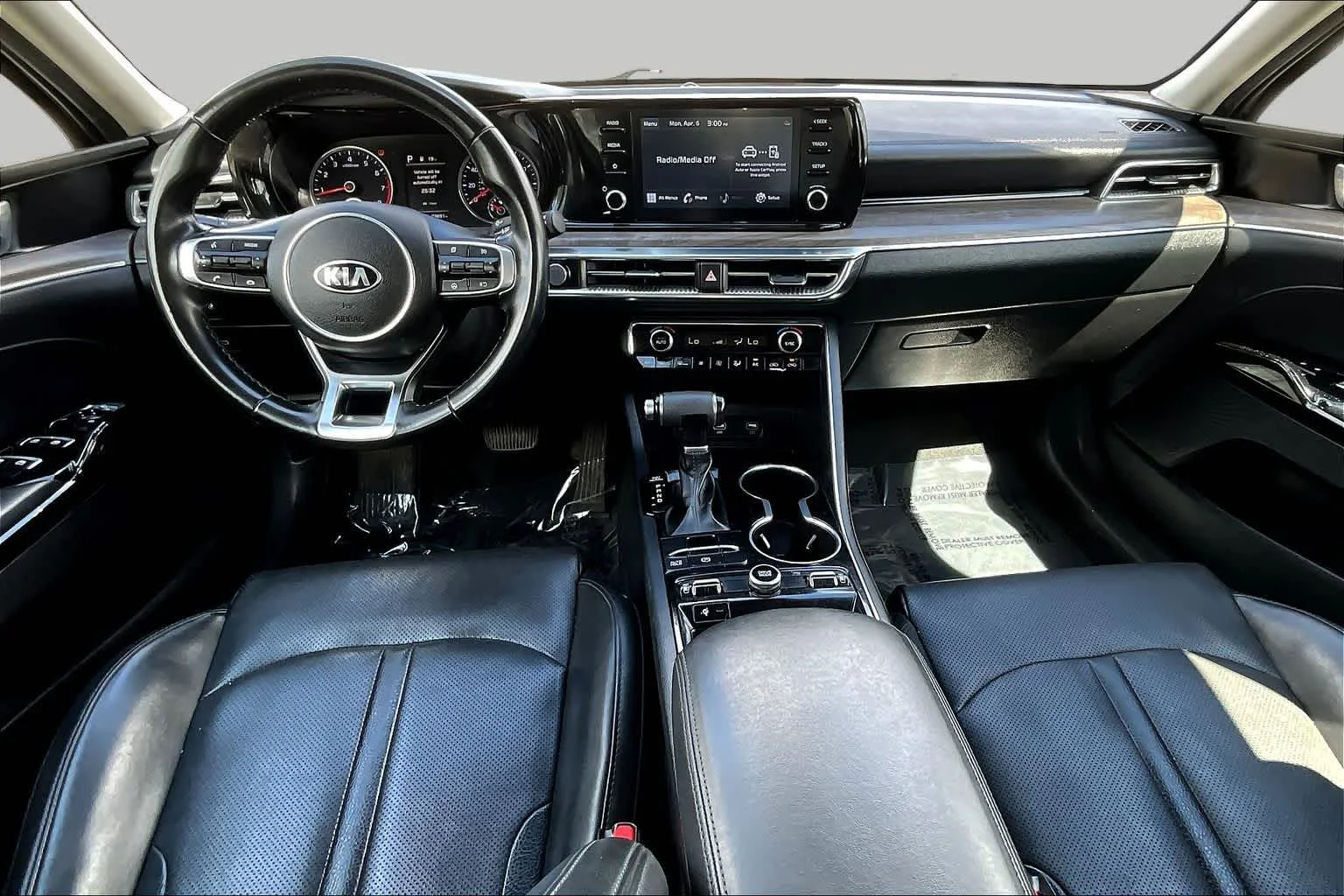 Used 2021 Ebony Black Kia EX image 29
