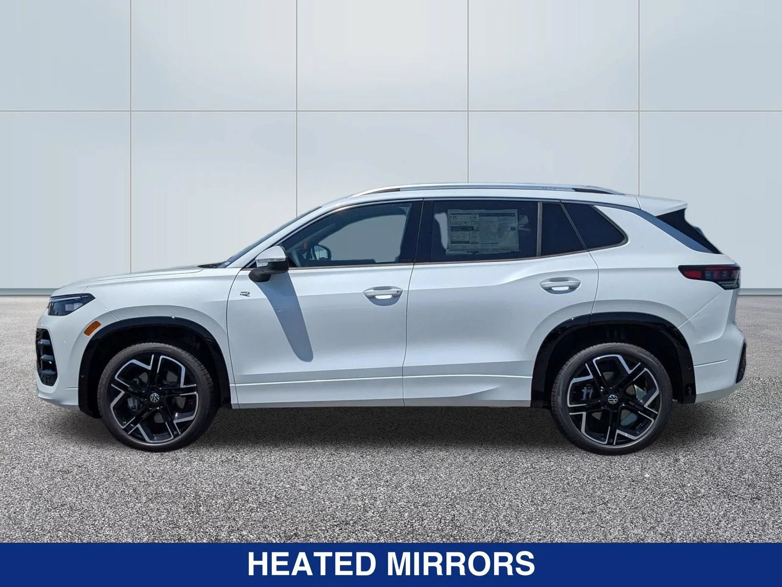New 2026 Opal White Pearl Volkswagen 2.0T SEL R-Line Turbo image 2