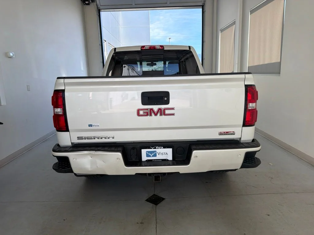 Used 2015 White Diamond Tricoat GMC SLT image 5