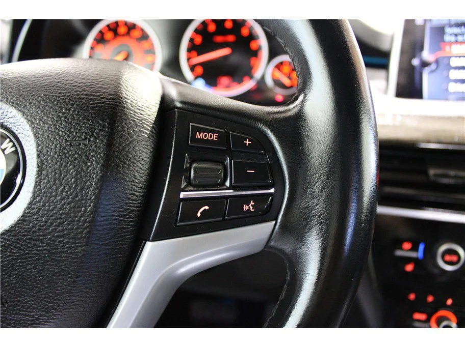 Used 2017 Black BMW sDrive35i image 28