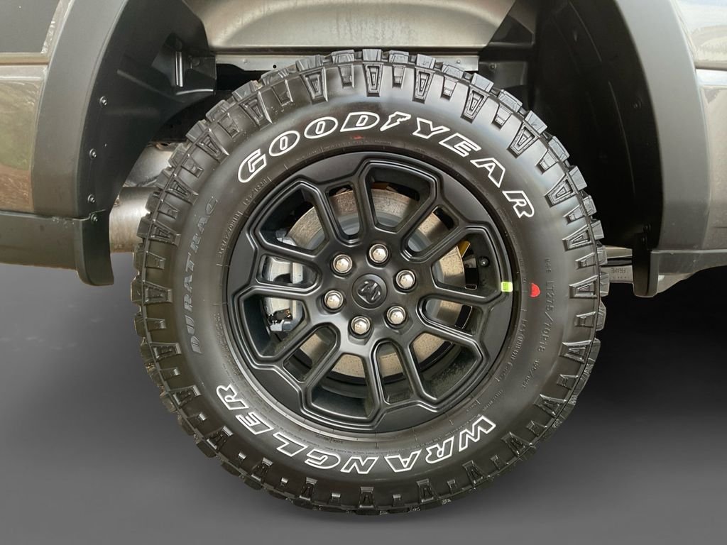 New 2026 Granite Crystal Metallic Clear-Coat Exterior Paint RAM Rebel image 10