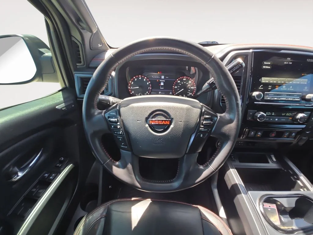 Used 2021 Black Nissan PRO-4X image 12