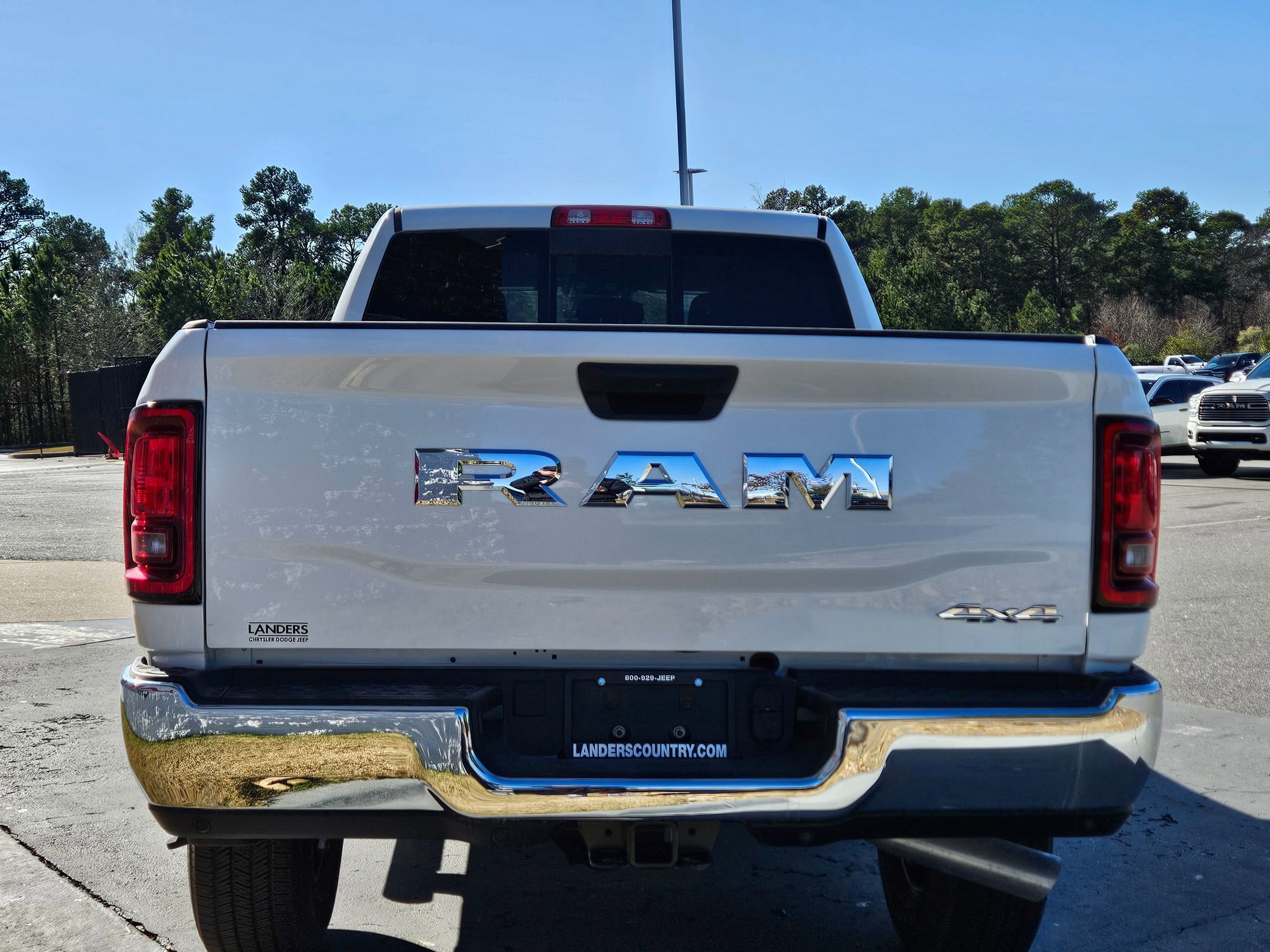 New 2026 Bright White Clear-Coat Exterior Paint RAM Tradesman image 6