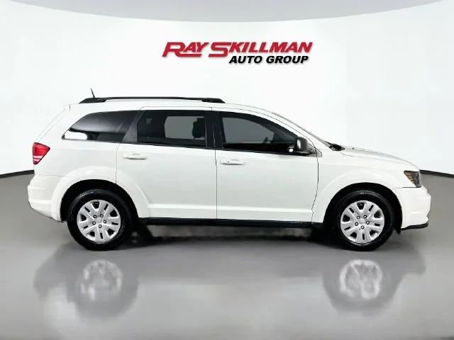 Used 2018 White Dodge SE image 8