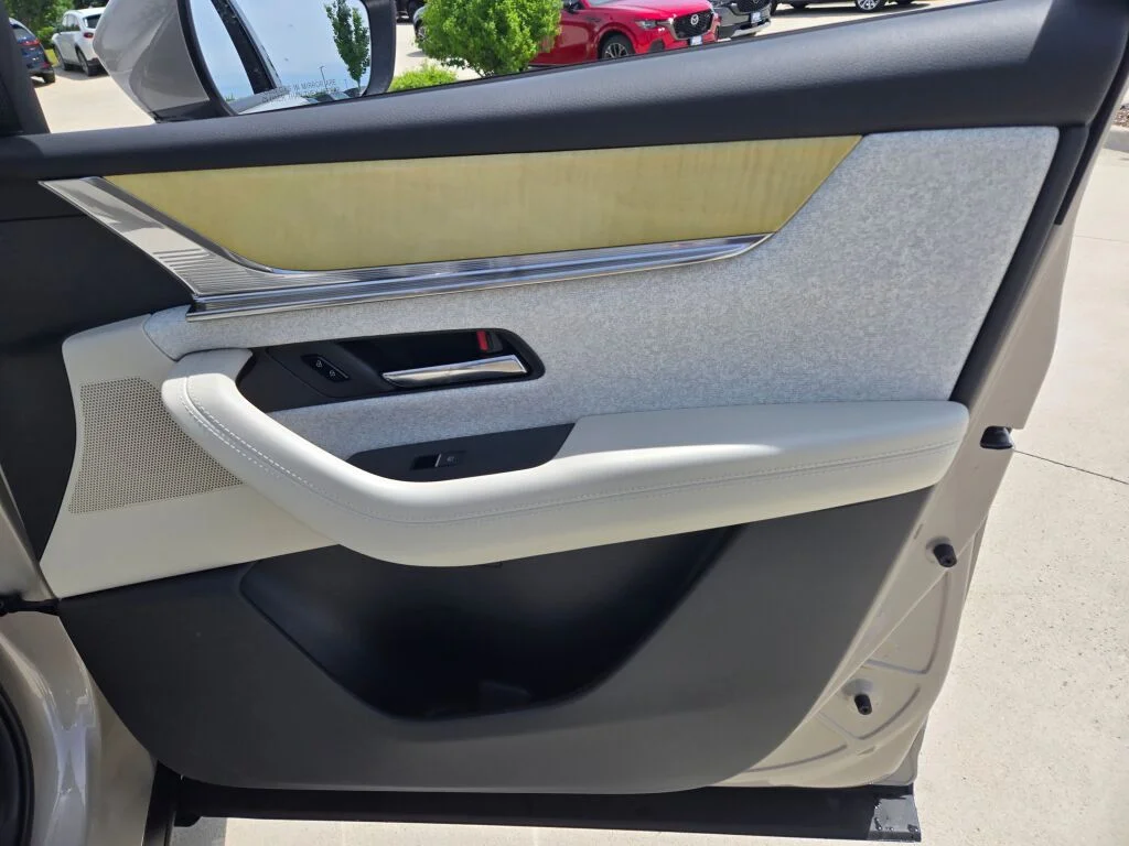 2026 Mazda CX-90 Premium Plus Package - Photo 7