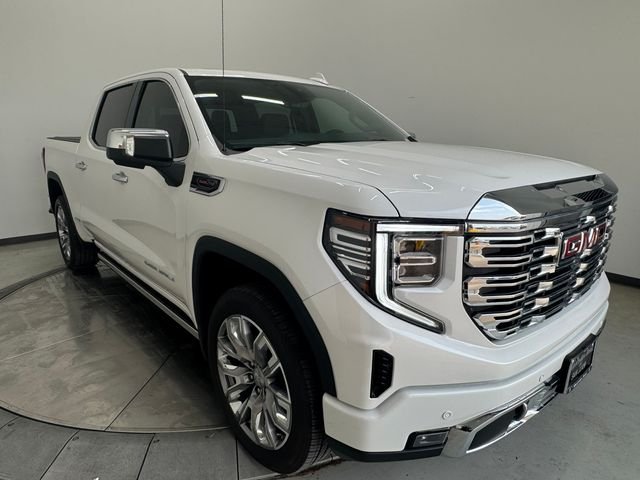2025 GMC Sierra 4WD Crew Cab Short Box Denali's photo
