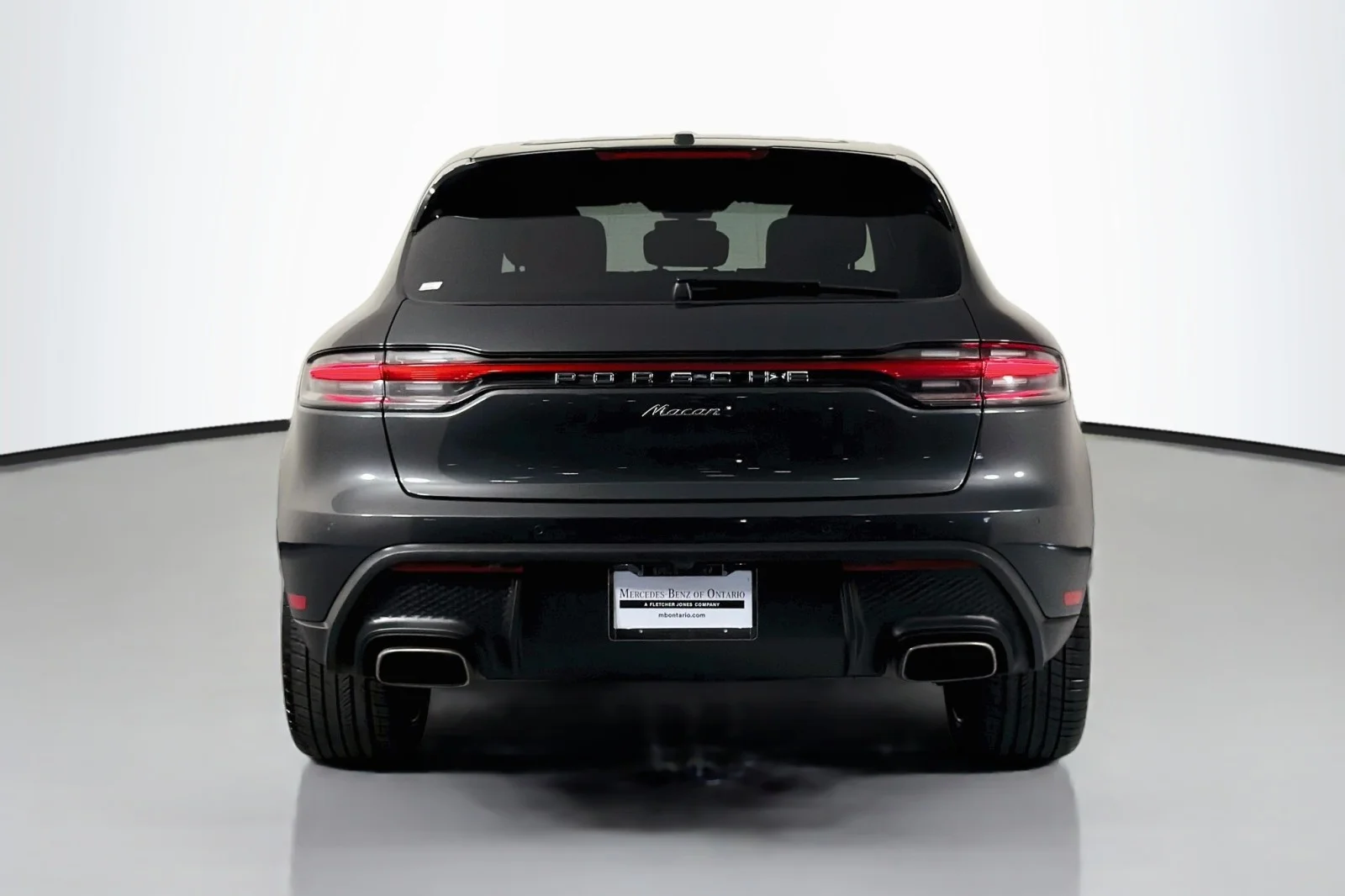Used 2024 Volcano Grey Metallic Porsche  image 4