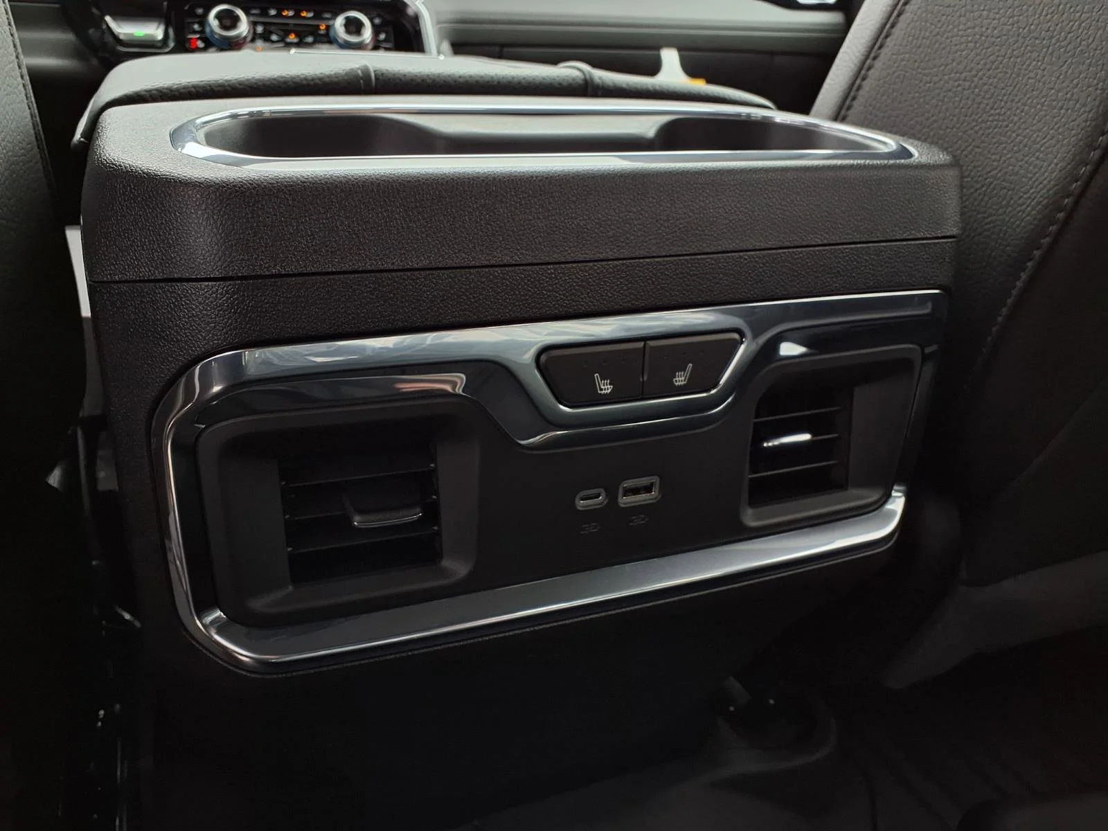 2026 GMC Sierra 2500HD Denali - Photo 7