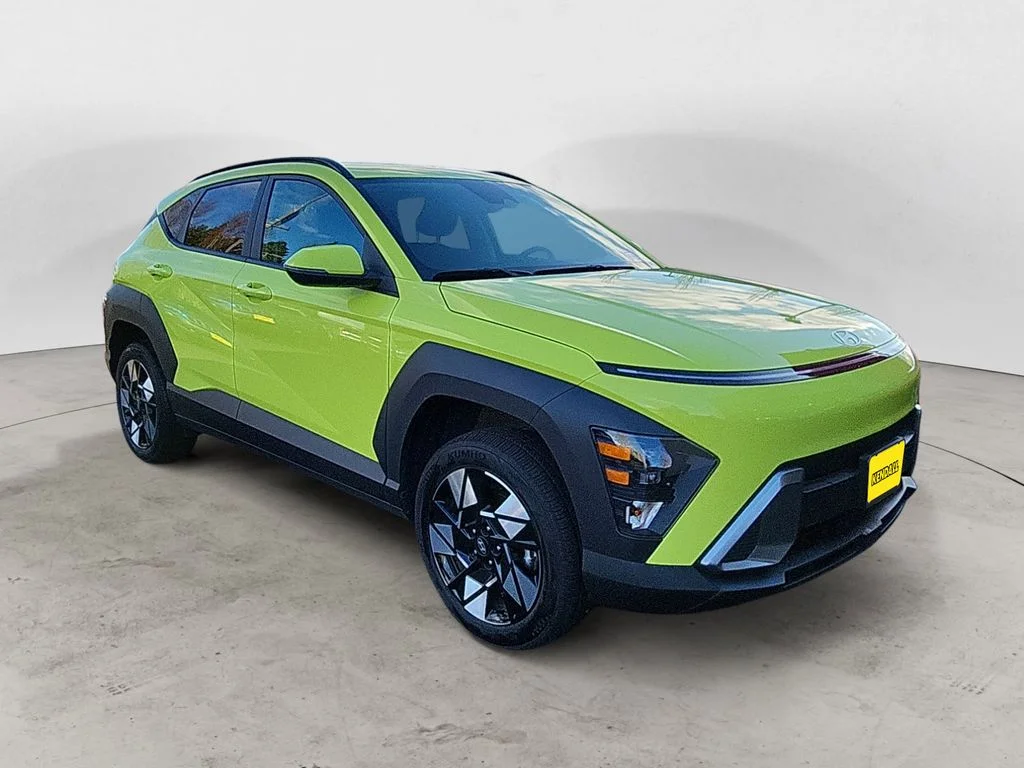 Certified Used 2025 Yellow Hyundai SEL Convenience image 7