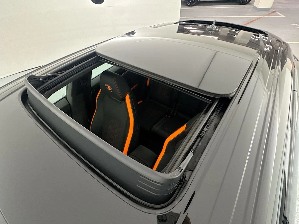 New 2026  Lamborghini SE image 23