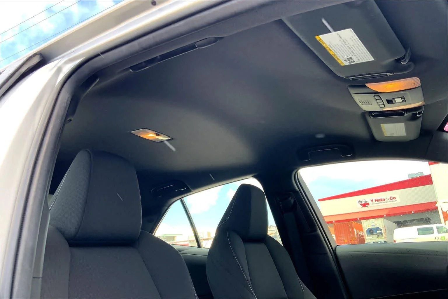 Used 2019 Sil/silver Toyota SE image 30
