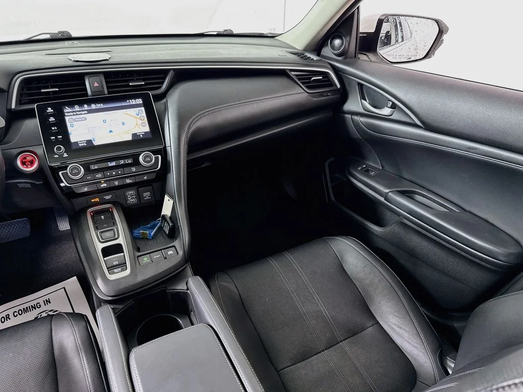 Used 2019 White Orchid Pearl Honda Touring image 25