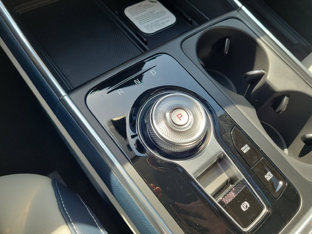 New 2026 Snow White Pearl Kia SX Prestige image 36