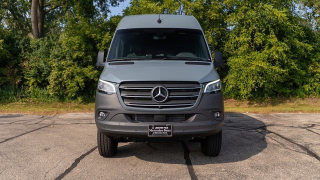 New 2025 Blue Gray Mercedes-Benz Cargo 170 WB image 39
