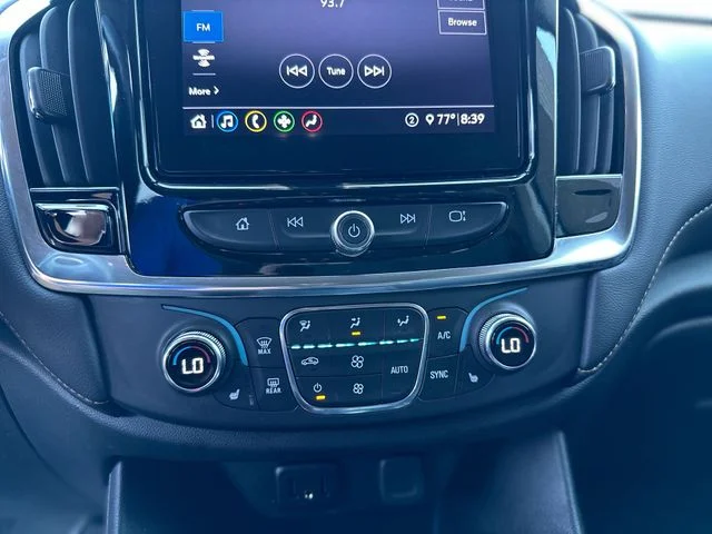 Used 2021 Silver Chevrolet LT image 19