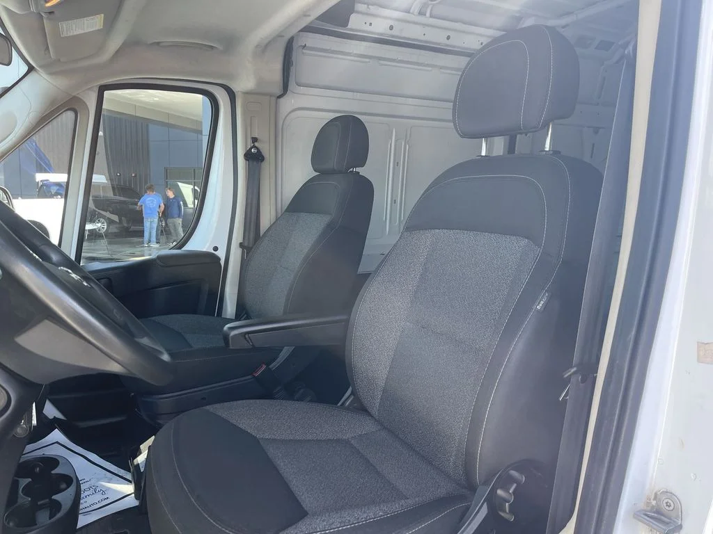 Used 2021 White Ram High Roof image 11