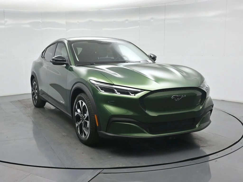New 2026 Green Ford Select image 20