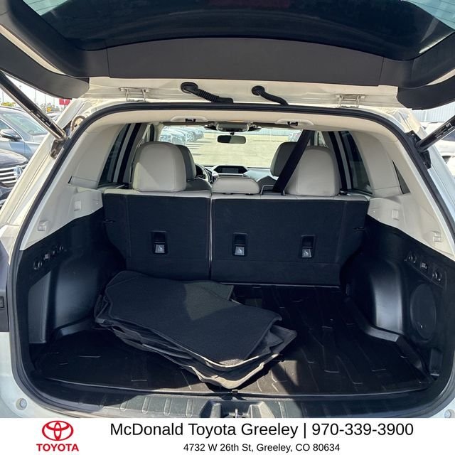 Used 2023 White Subaru Limited image 13