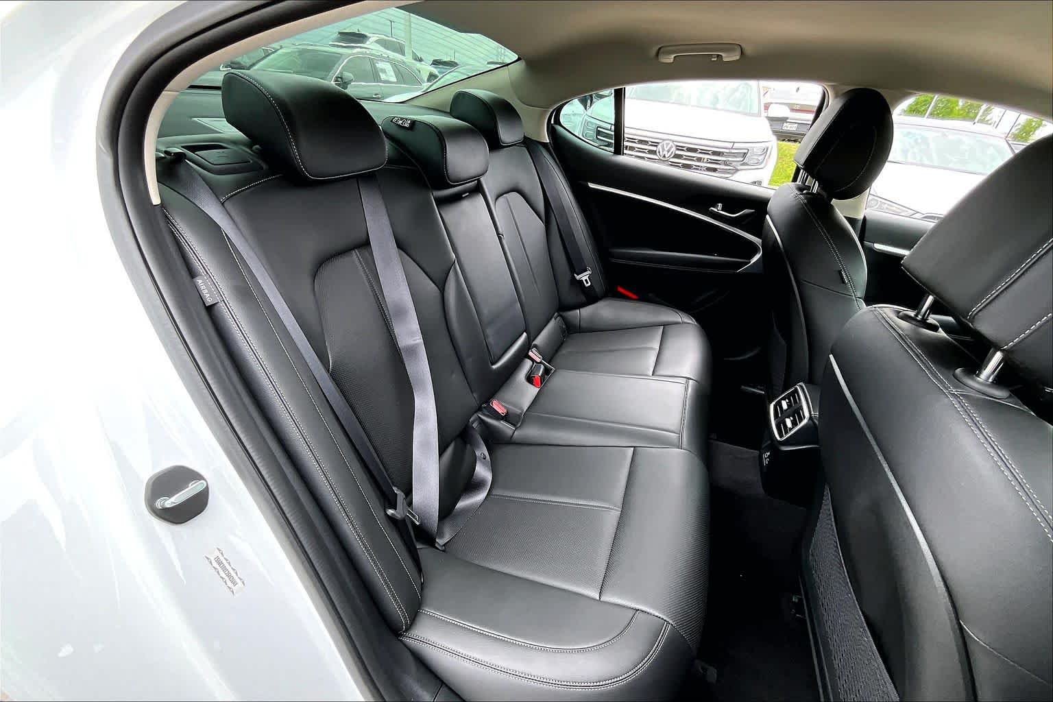 Used 2024 Uyuni White Genesis 2.5T image 19