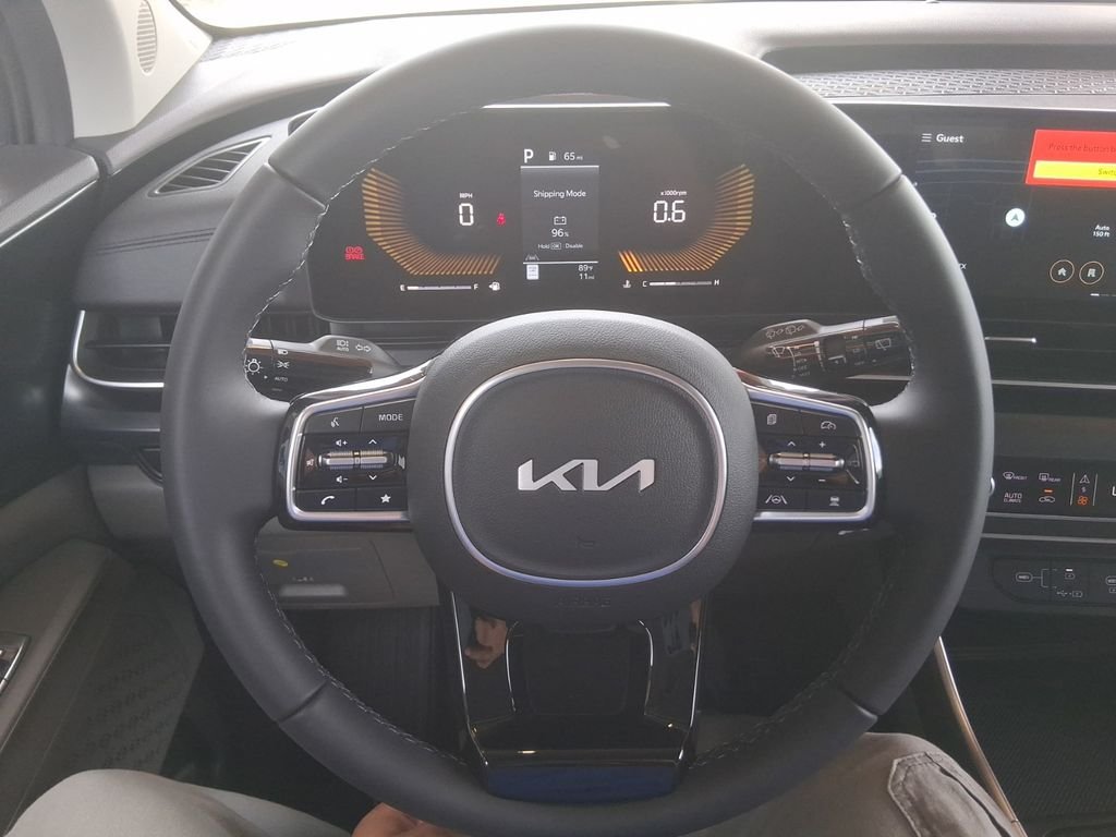 Used 2026  Kia LXS image 8