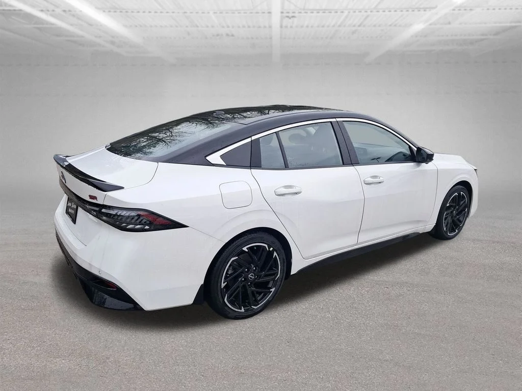 New 2026 White Nissan SR image 5