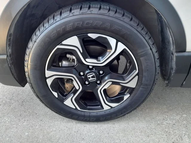 Used 2019  Honda Touring image 9