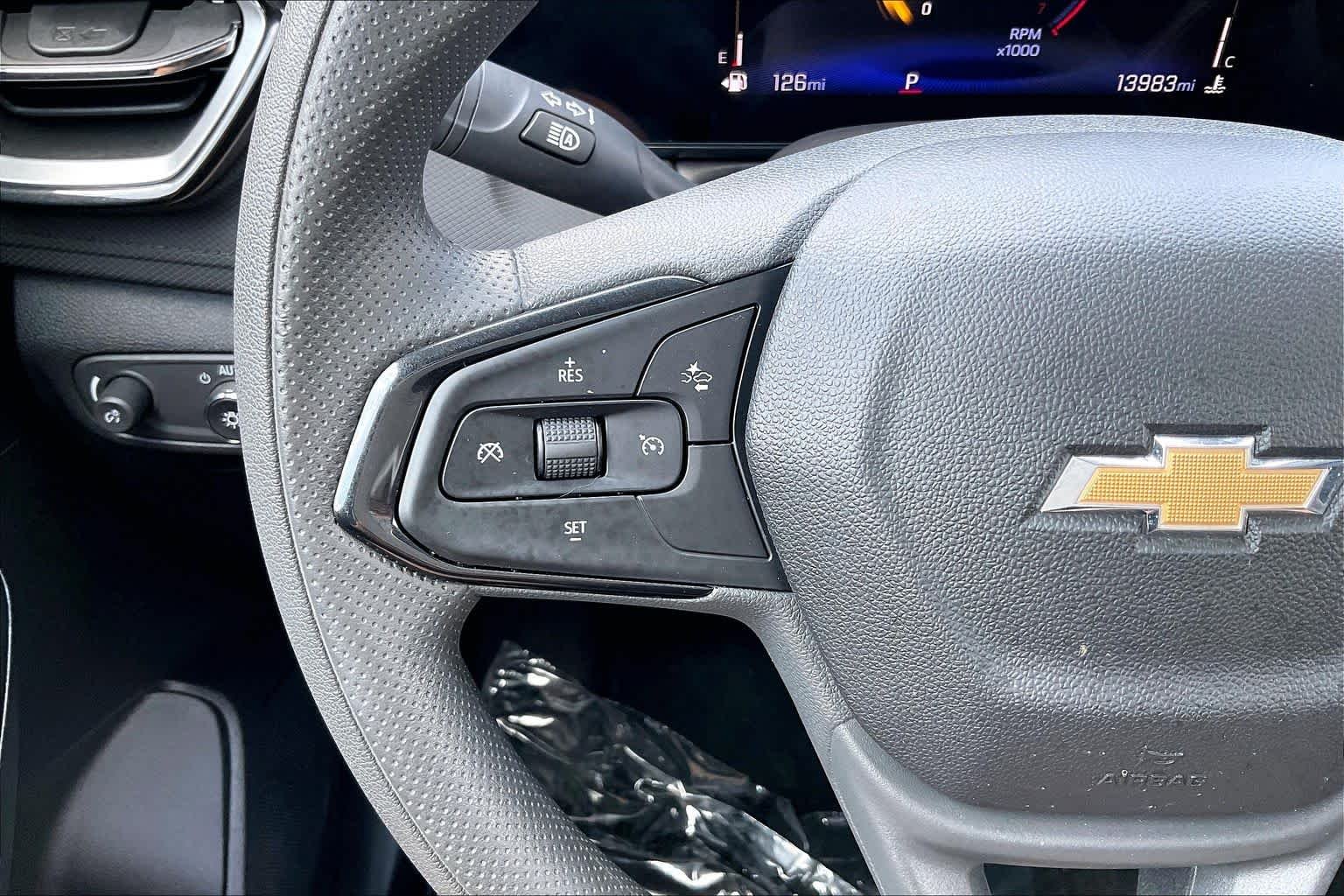 2025 Chevrolet Trailblazer LS - Photo 18