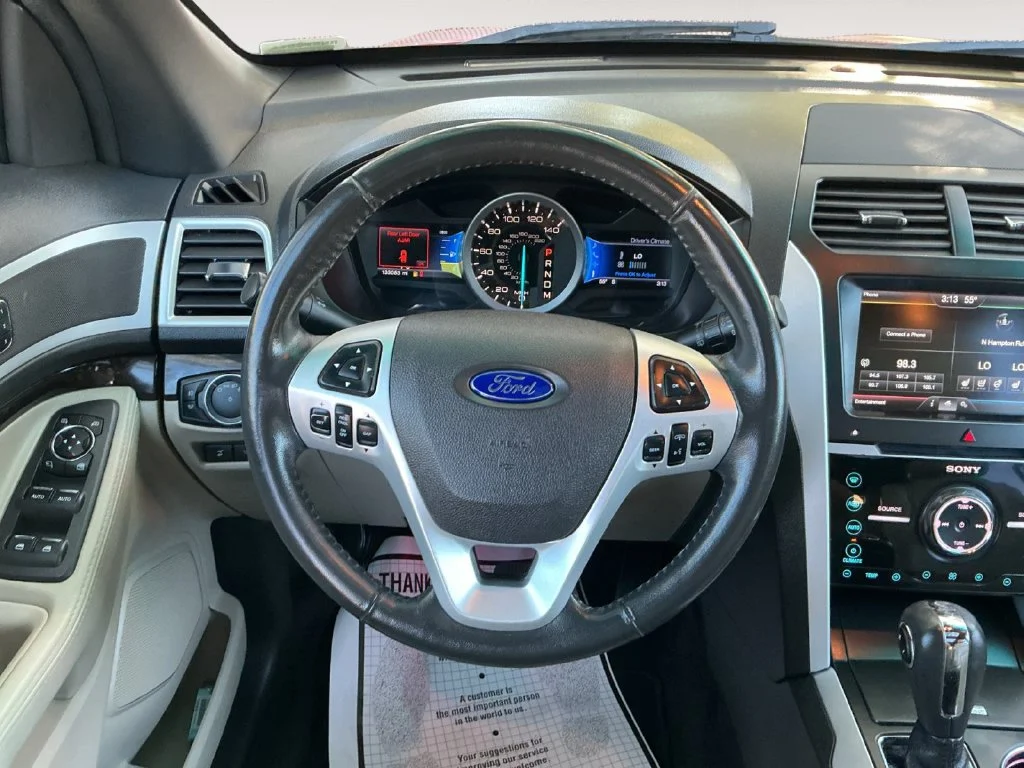 Used 2013 Red Ford Limited image 11