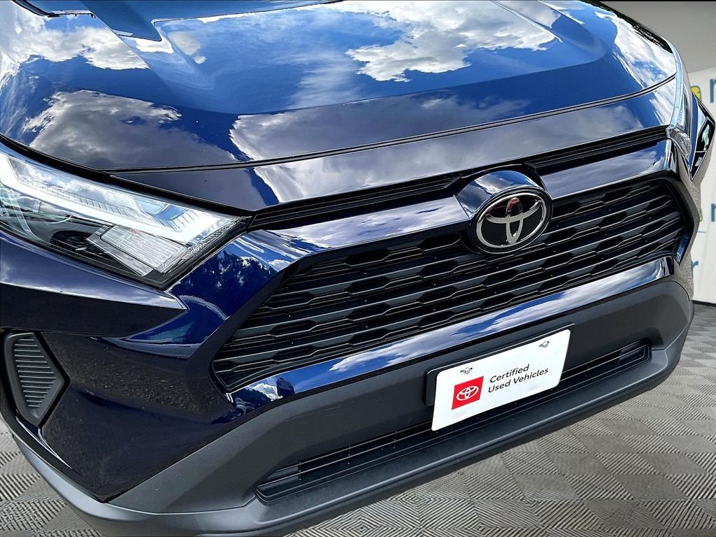 Used 2024  Toyota XLE image 30