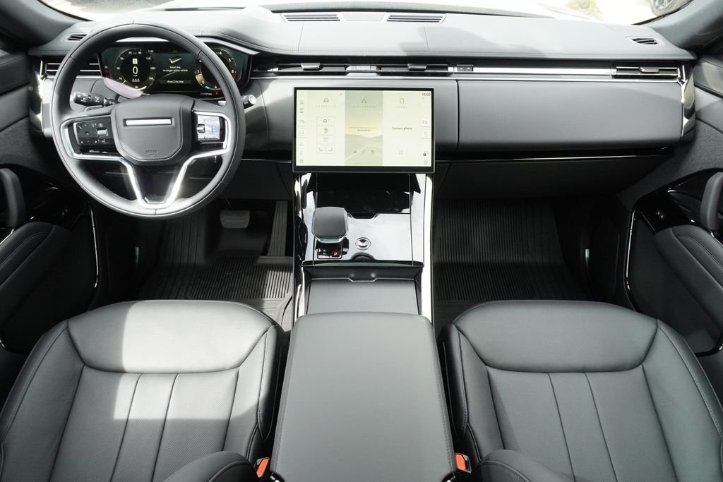New 2026 Borasco Grey Land Rover SE image 9