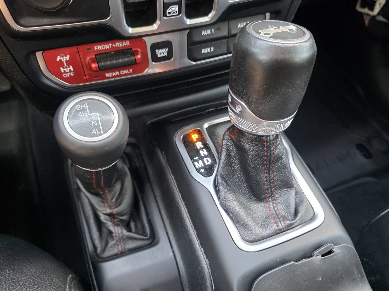 Used 2019 White Jeep Rubicon 4x4 image 17