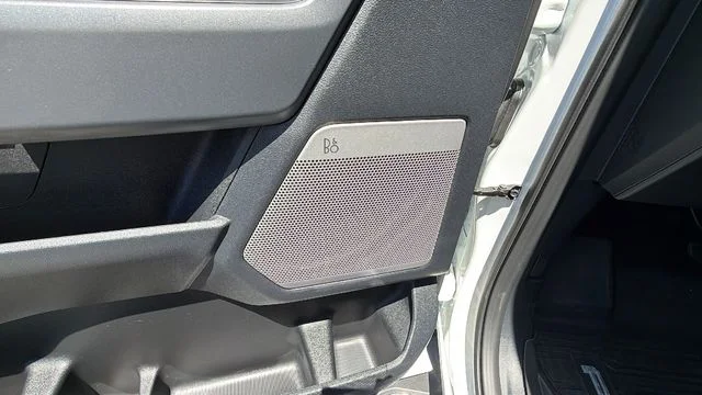 New 2026 Star White Metallic Tri-Coat Ford Lariat® image 23