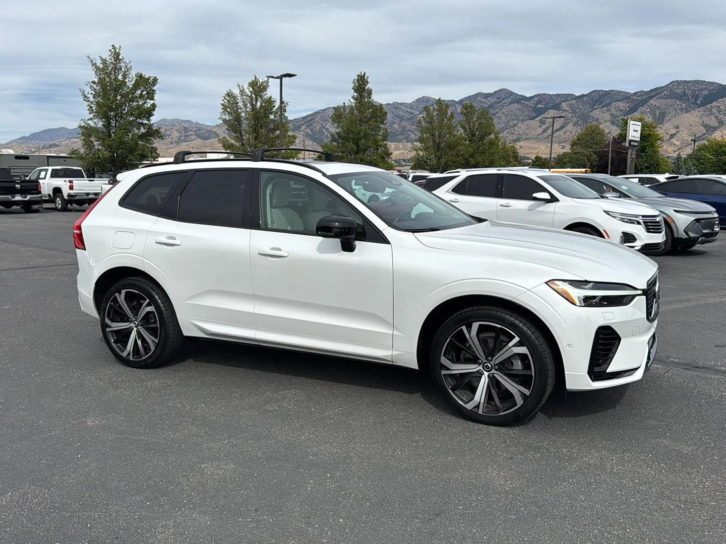 2023 Volvo XC60 Ultimate - Photo 12