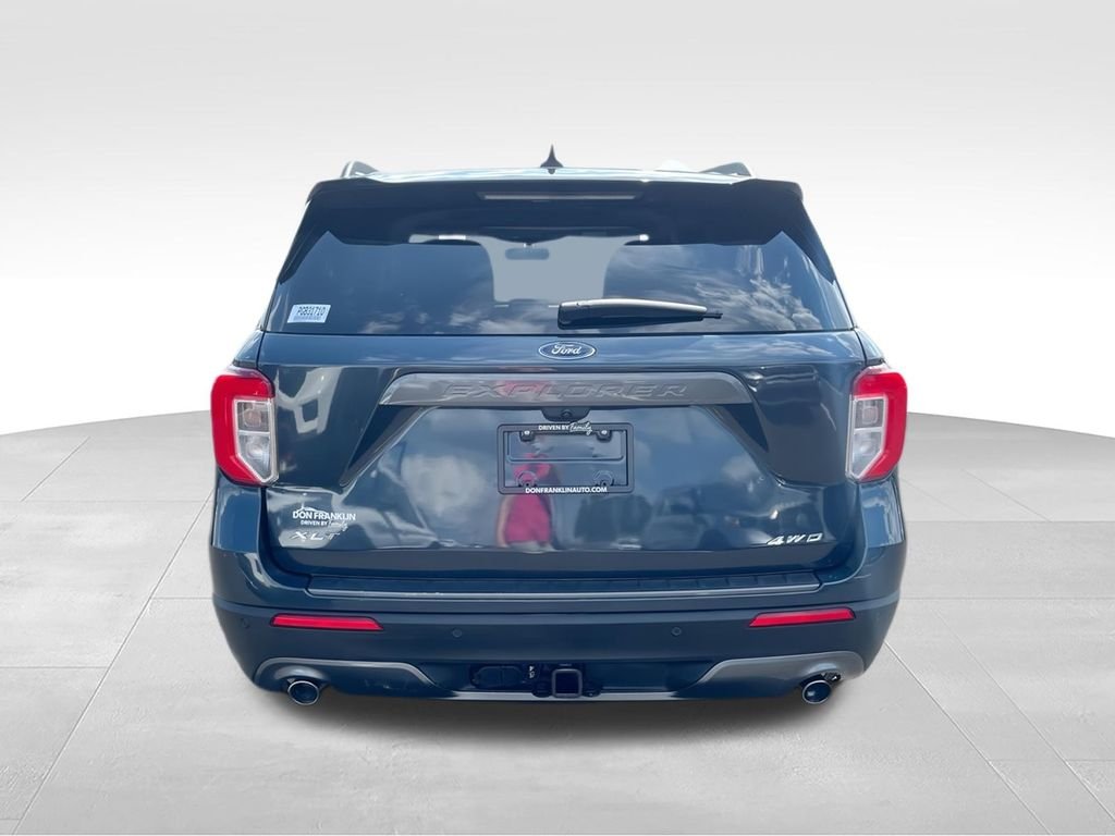 Used 2023 Blue Ford XLT image 7