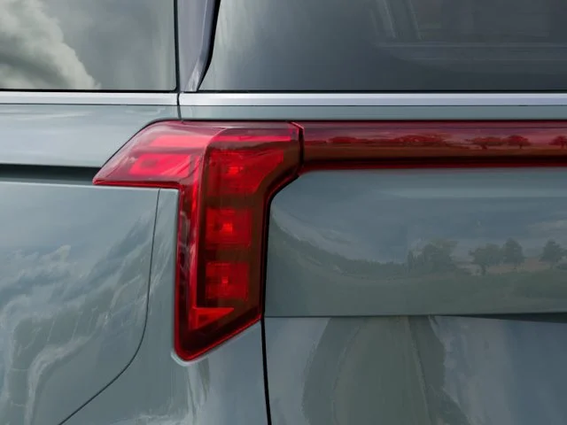 New 2027 Iceberg Green Kia SX image 11