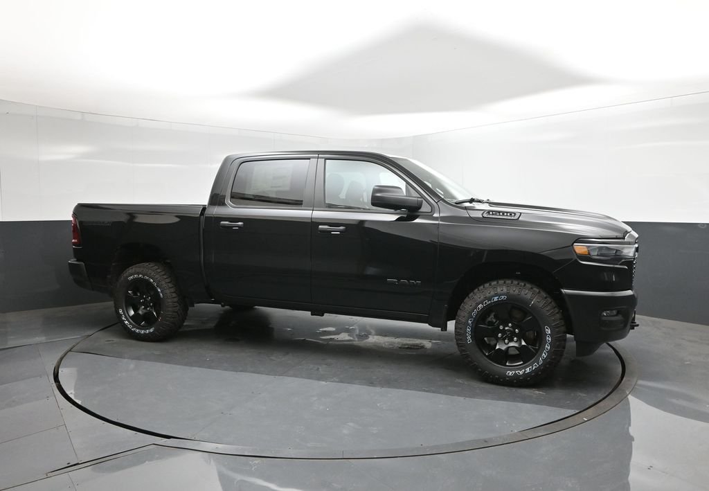 New 2026 Diamond Black Crystal Pearl-Coat Exterior Paint RAM Warlock image 26