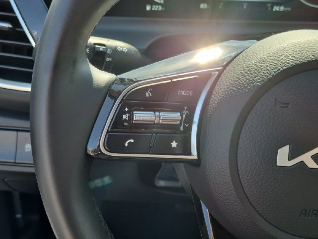 Certified Used 2024 White Kia S image 15