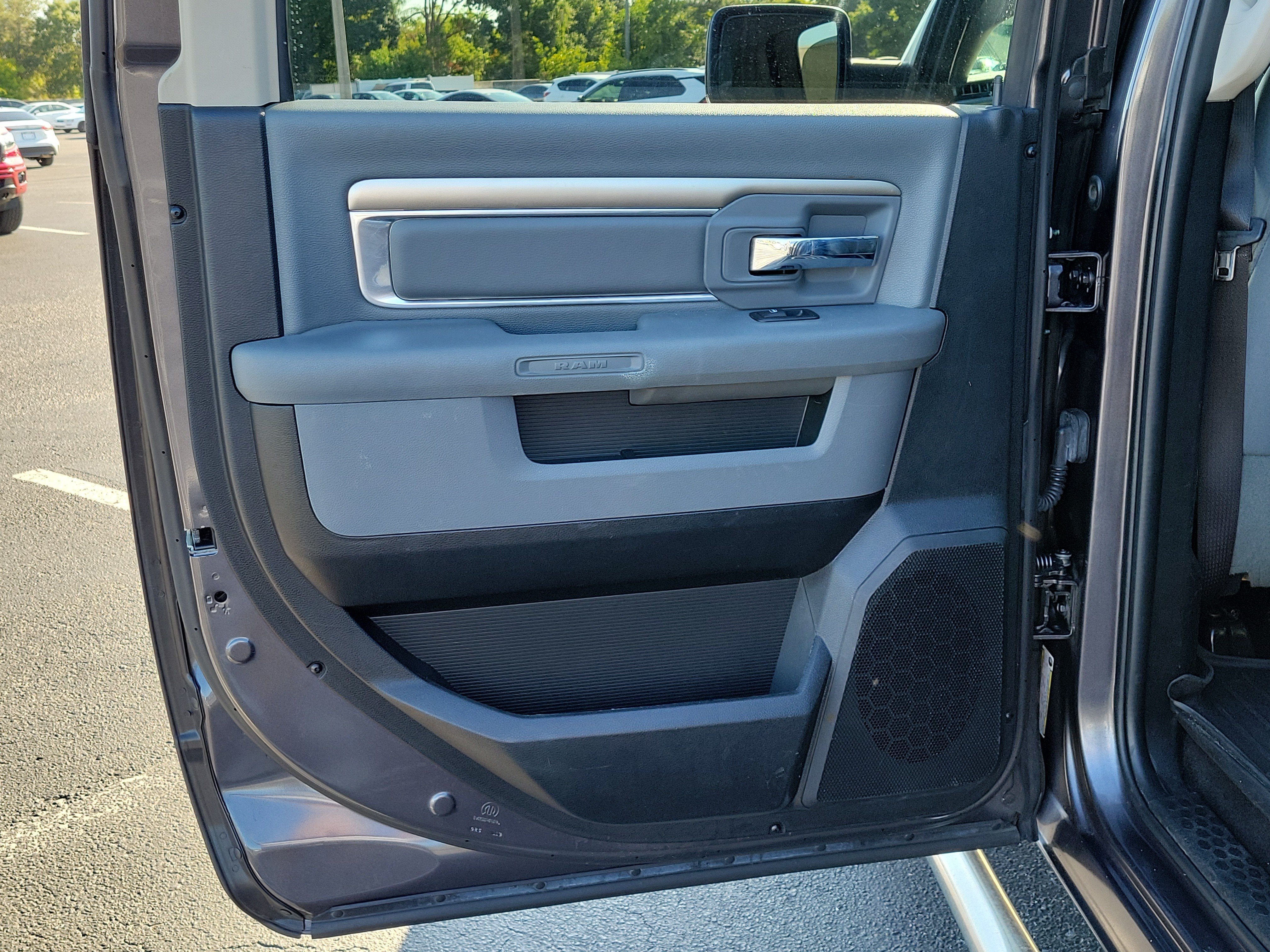 Used 2017 Granite Crystal Metallic Clearcoat Ram Big Horn image 11