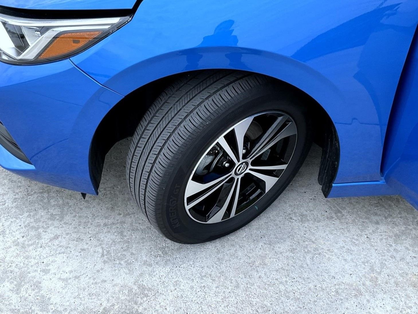 Used 2023 Blue Nissan SV image 24