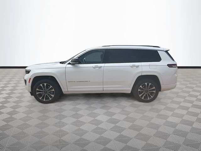 Used 2023 White/off-white Jeep Overland image 4