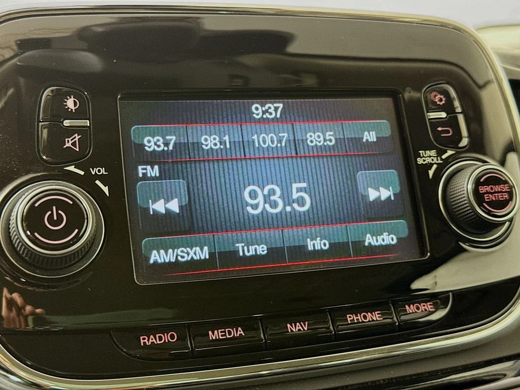 Used 2019 Silver FIAT Pop image 17