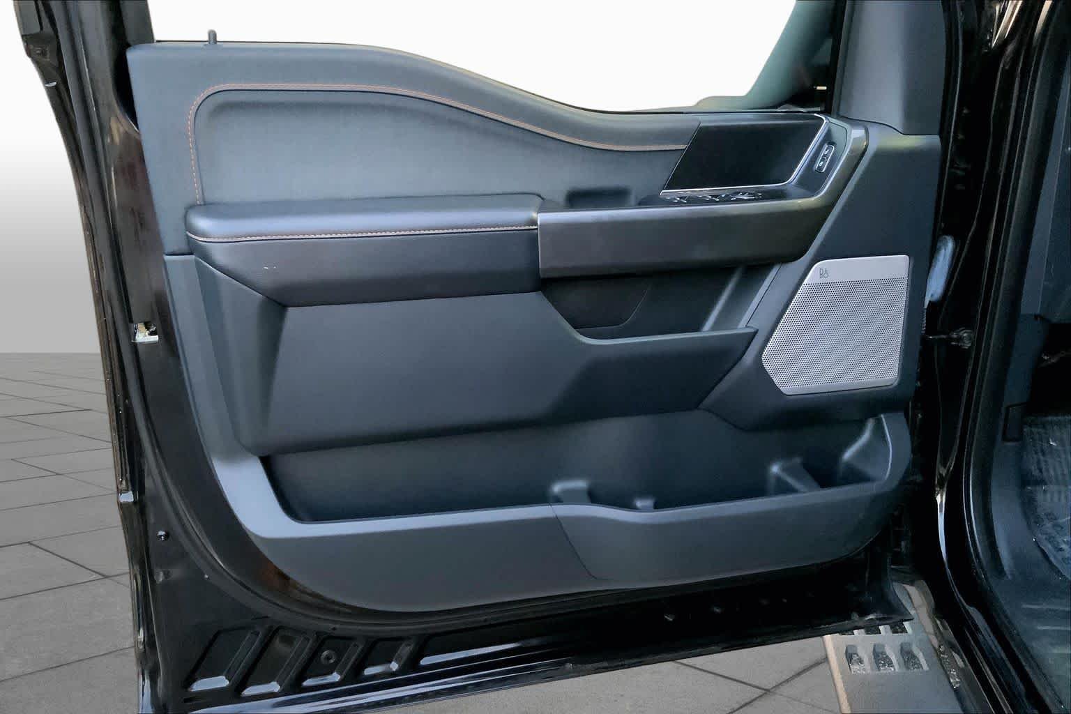 Used 2023 Agate Black Metallic Ford Tremor image 19