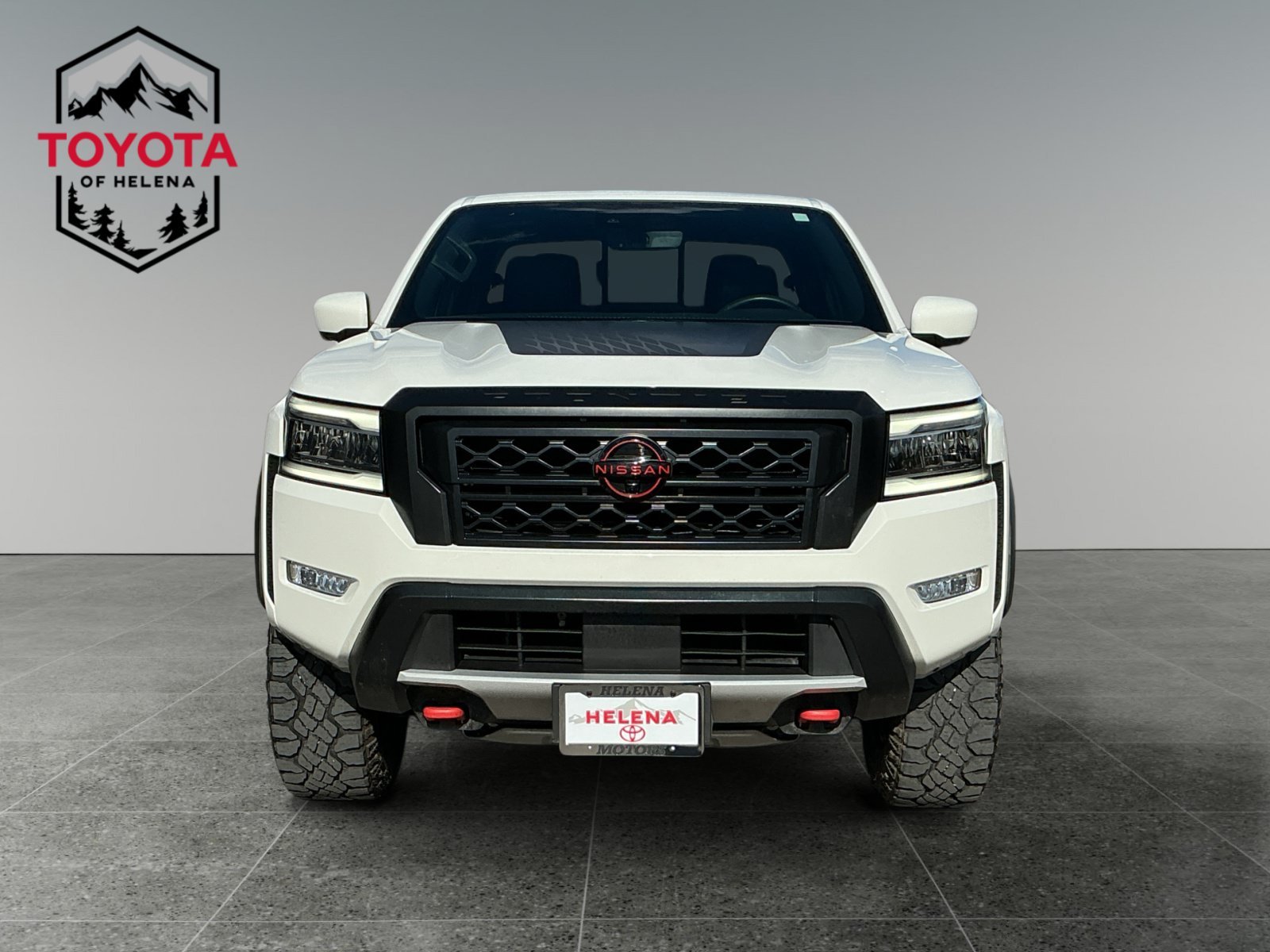 Used 2023 Glacier White Nissan PRO-4X image 8