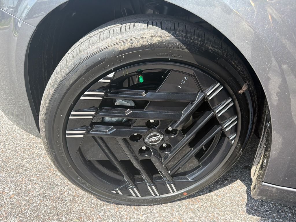 New 2026 Nissan Sentra SR 4D Sedan