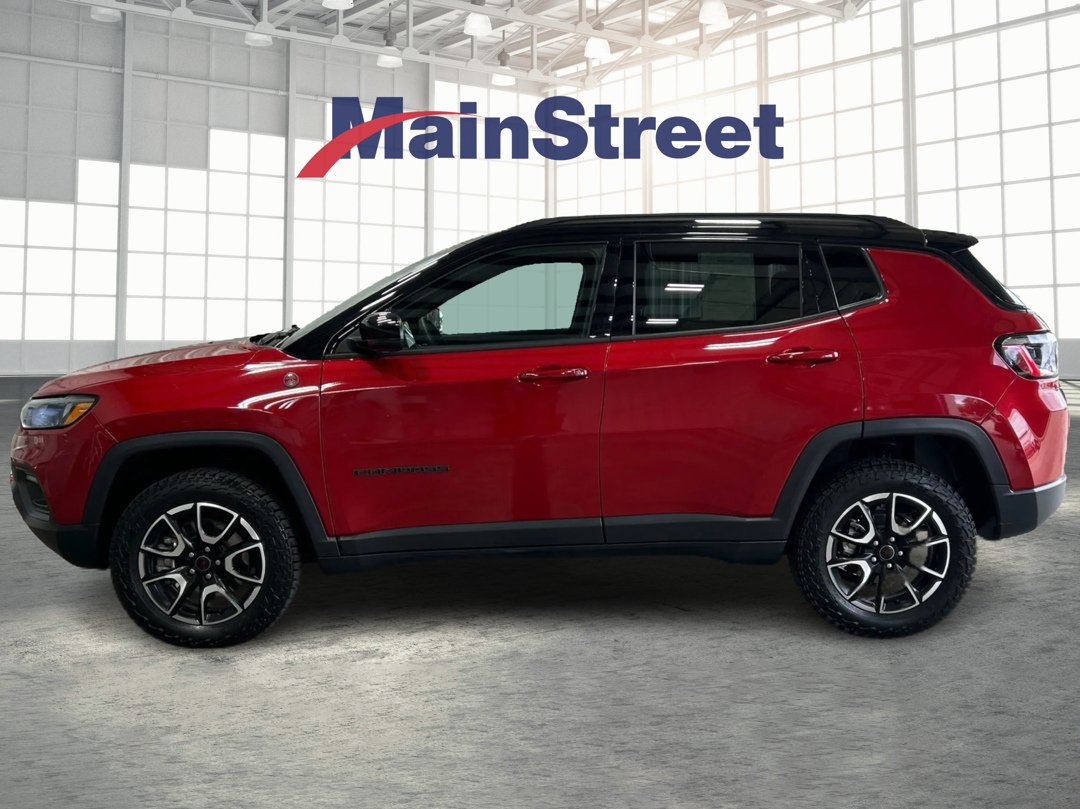 Used 2025 Jeep Compass Trailhawk with VIN 3C4NJDDN1ST514607 for sale in Kansas City