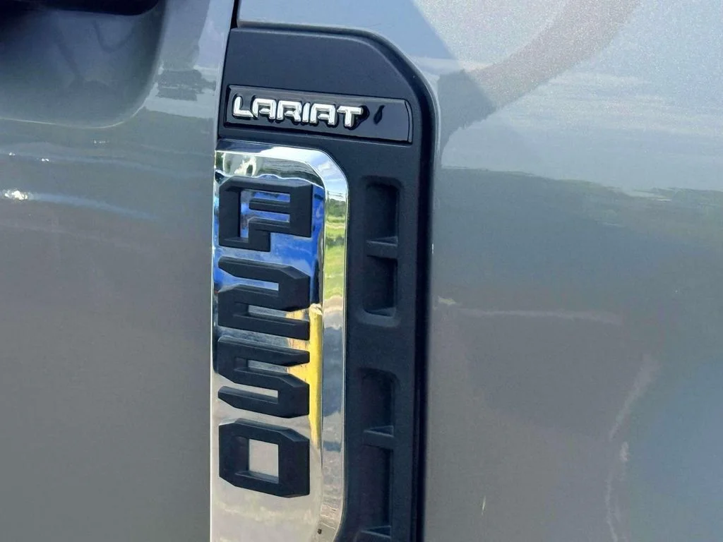Used 2024 Gray Ford Lariat image 5