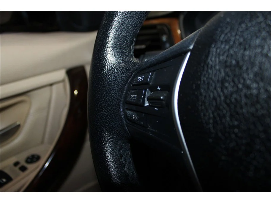 Used 2013 Brown BMW 328i xDrive image 27