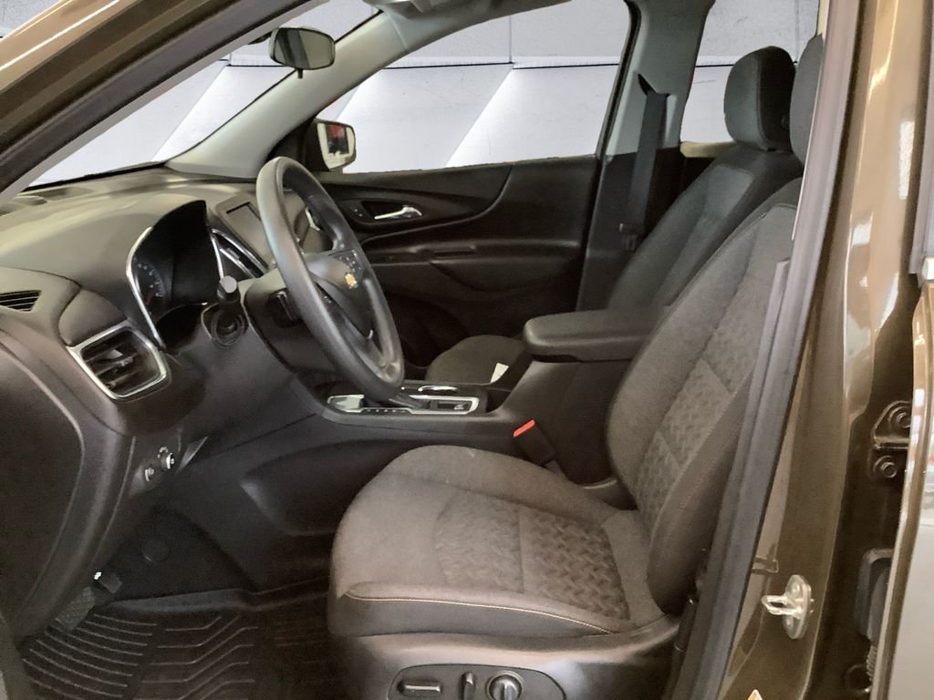 Used 2023 Brown Chevrolet LT image 7
